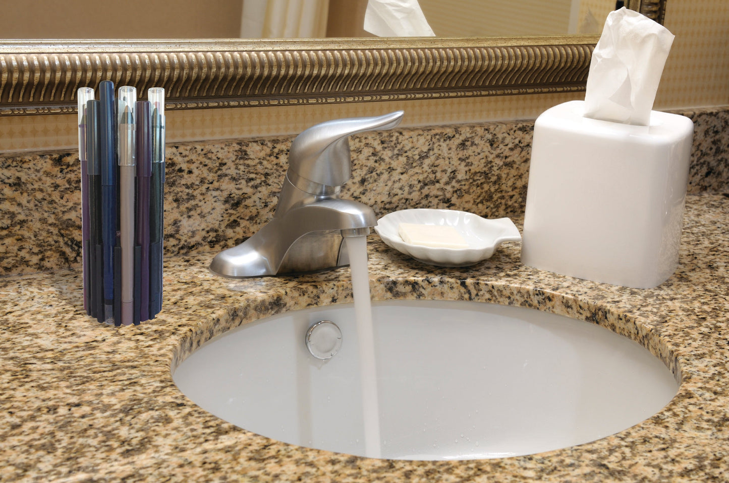 Sharpening Cosmetic Pencil Organizer