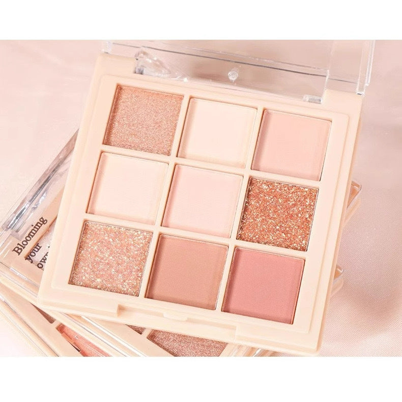 Multi Color Eye Shadow Palette