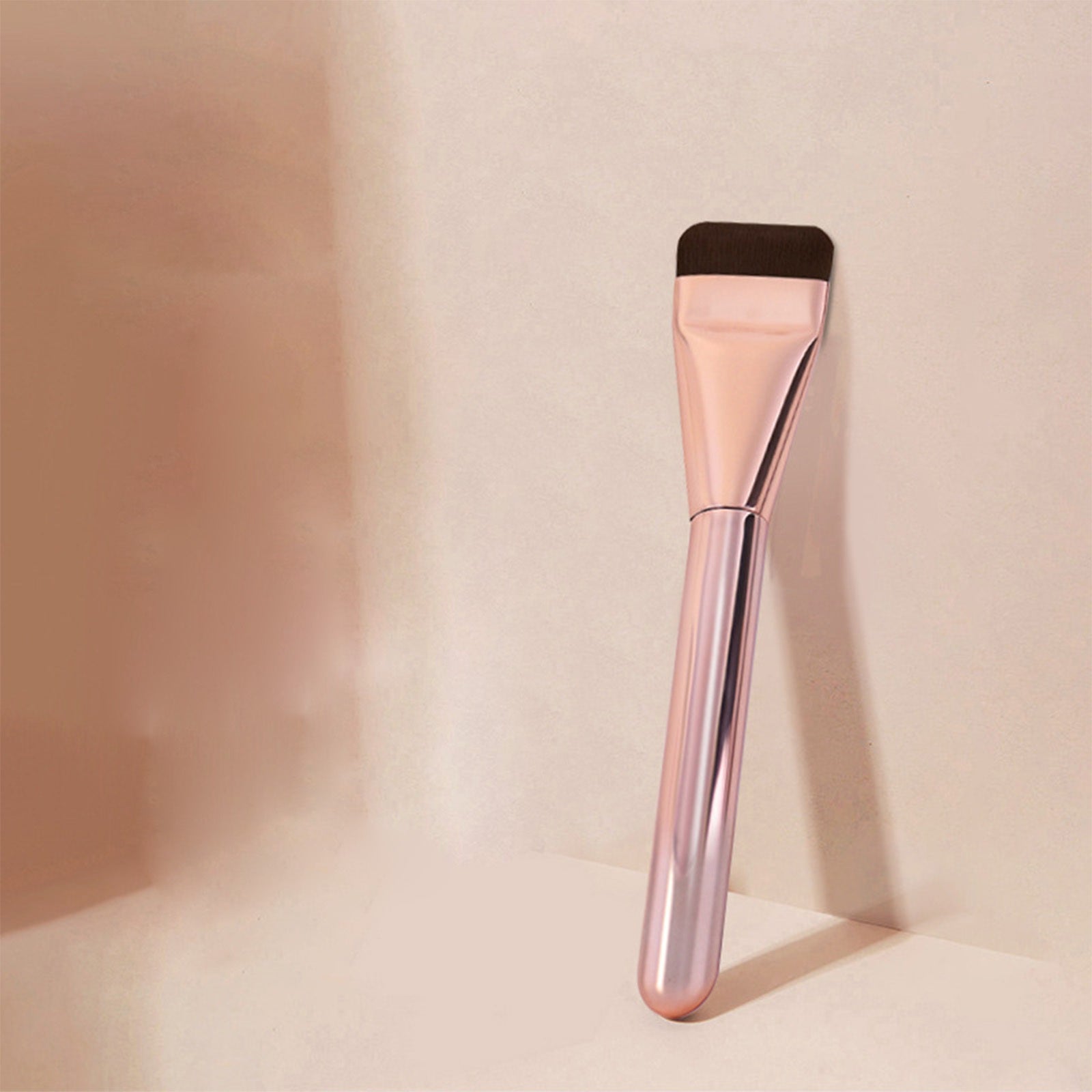 Pro precision foundation brush - multi use beauty tool